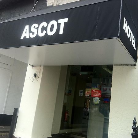 Ascot Hyde Park Hotel London Bagian luar foto